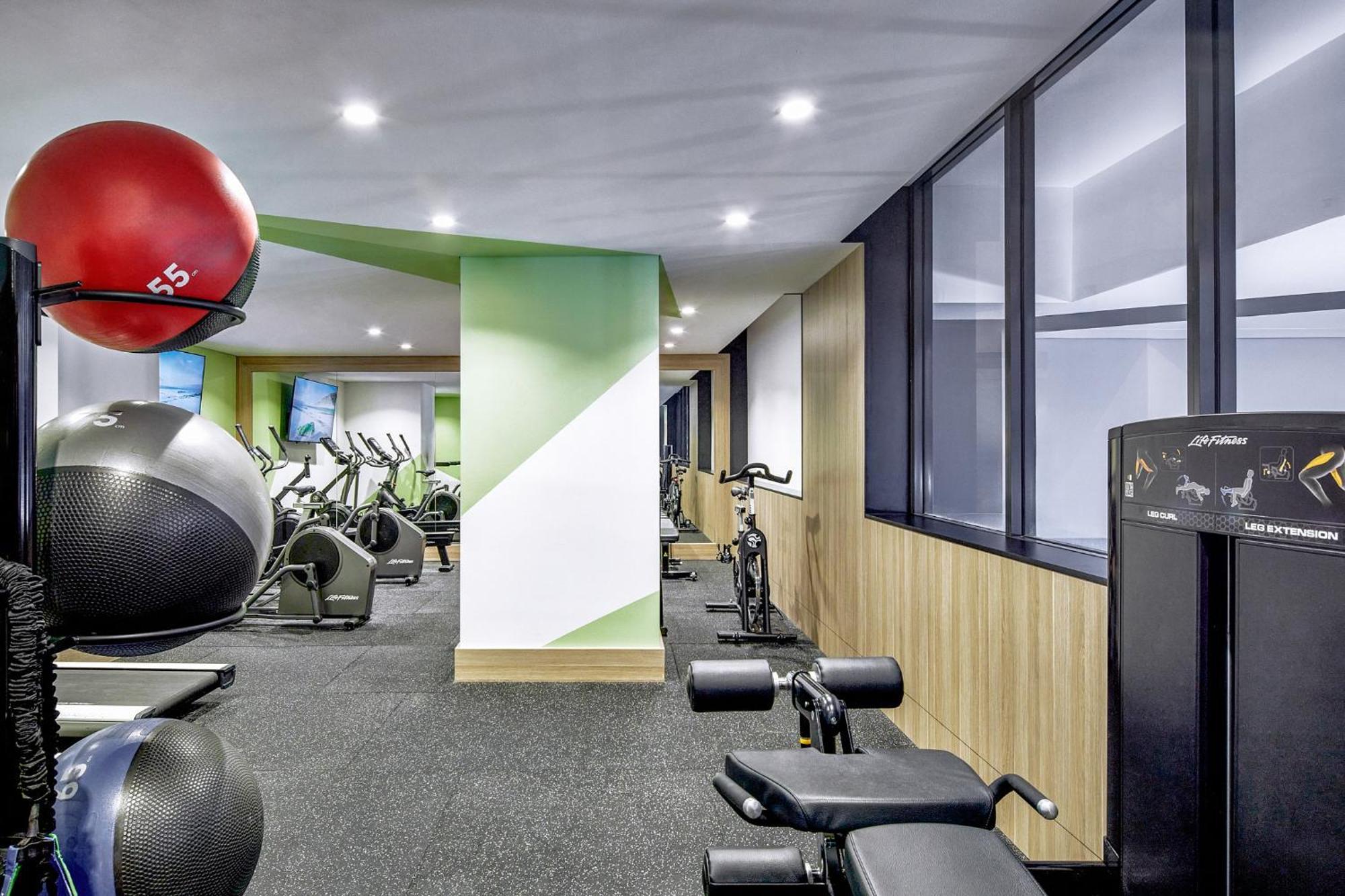 เมอริตัน สวีท พิตต์ สตรีท Hotel ซิดนีย์ ภายนอก รูปภาพ The gym at the 2012 London Olympics